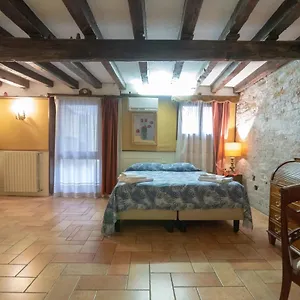 Ca' Rielo Apartment